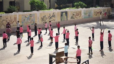 شاهد.. أول حصة تمارين رياضية بمدرسة الأورمان بالعام الدراسي الجديد 