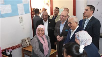 وزير التعليم ومحافظ بني سويف يتفقدان المدارس لمتابعة سير العملية التعليمية |فيديو 
