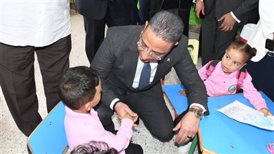 محافظ الفيوم يتفقد المدارس في أول أيام الدراسة |صور 