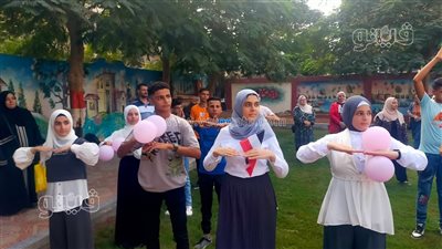 جرس المدرسة ضرب.. وزير التعليم يتفقد مدارس بني سويف.. الإسكندرية تستقبل الطلاب بلافتات كورونا.. والمنيا تكرم إبن الشهيد | فيديو وصور