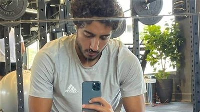 رغم الراحة.. محمد هانى يخوض تدريبات منفردة بالجيم 