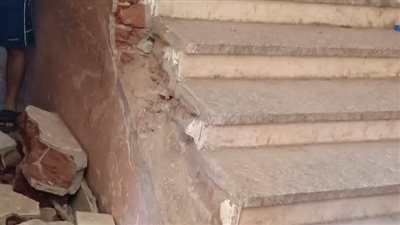 الاستعلام عن حالة الطالبات المصابات في انهيار سور مدرسة المعتمدية