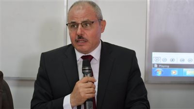 رئيس جامعة القناة: تسخير إمكانيات كلية طب الأسنان لطلاب جامعة الإسماعيلية الأهلية