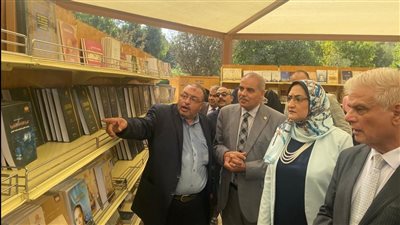 افتتاح معرض دار الكتب والوثائق القومية بمقر المنظمة العالمية لخريجي الأزهر 