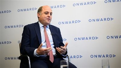 بعد انسحاب روسيا من خيرسون.. وزير دفاع بريطانيا يدعو إلى الحذر