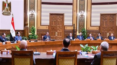 نشاط السيسي اليوم.. رسائل رئاسية مهمة لوفد اقتصادي كويتي وتكليفات قوية للحكومة والبنك المركزي