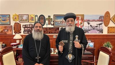 البابا تواضروس يتلقى تقريرا عن الخدمة في الصين