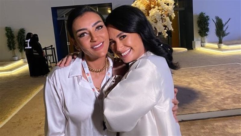 هند صبري مع هبة الأباصيري