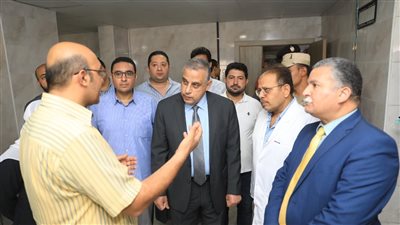 محافظ سوهاج يتفقد أعمال تطوير المستشفى العام 