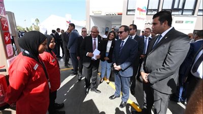 وزير البترول يفتتح محطة وقود أوازيس بتكلفة 18 مليون جنيه 