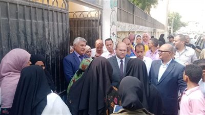 نائب محافظ الجيزة يتفقد عددا من المدارس بالحوامدية والبدرشين|صور