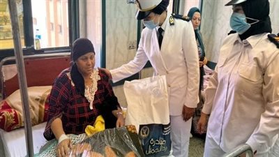 مبادرات الشرطة في العام الدراسي الجديد.. رد الجميل لكبار السن.. توزيع الحقائب المدرسية.. ومرافقه أبناء الشهداء للمدارس | فيديو وصور 