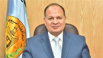 محافظ أسيوط يعلن خطة المراكز والأحياء لمناقشة مشروعات الخطة الاستثمارية 