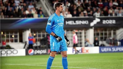 ريال مدريد يعلن غياب حارسه كورتوا أمام جيرونا