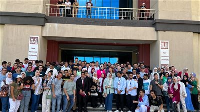 رئيس جامعة المنصورة الجديدة يفتتح الأسبوع التعريفي لطلاب كلية الطب