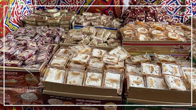 التموين: عدم صرف حلوى المولد بفرق نقاط الخبز 