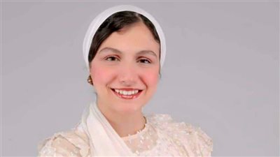 أخصائية جلدية تكشف أسباب ظهور الشعر الأبيض في سن مبكرة