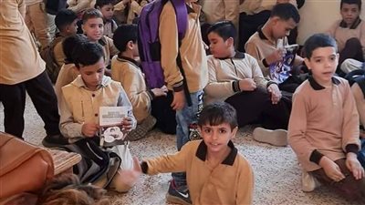  بسبب الإهمال.. عزل ناظر مدرسة وخصم 3 أيام من مدير الإدارة التعليمية بأسيوط