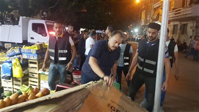 حملة مكبرة لإزالة الإشغالات بشوارع وميادين حى شرق بالإسكندرية 