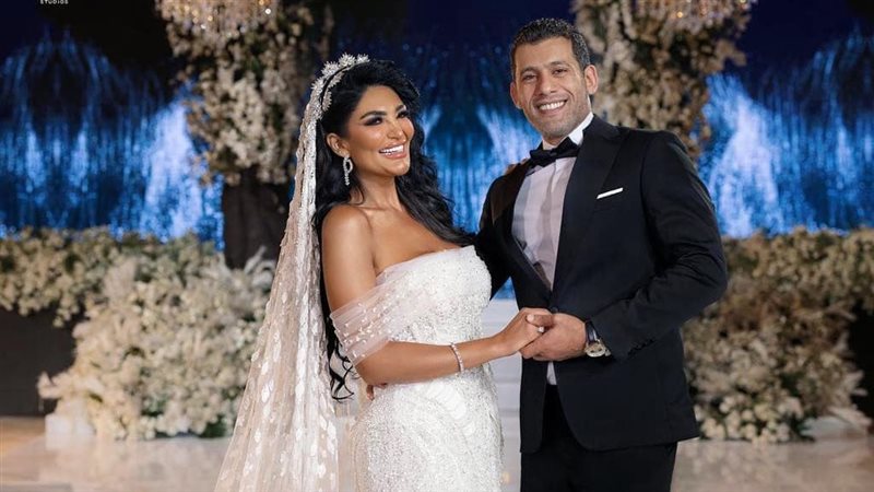 سالي عبد السلام مع