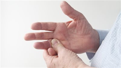 احذر.. تنميل الأطراف مؤشر للإصابة بهذا المرض