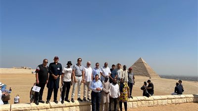 الأوقاف تنظم جولة بالأهرامات للمشاركين بدورة اتحاد الإذاعات الإسلامية