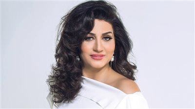 الفنانة وفاء عامر تعلق على فوز الأهلي بالسوبر المصري 