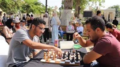 بطولة شطرنج.. استمرار فعاليات مهرجان استقبال الطلاب بجامعة عين شمس 