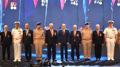 22 صورة ترصد تفاصيل الندوة التثقيفية بمناسبة الذكرى الـ 49 لنصر أكتوبر