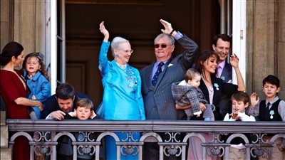 اعتذار الجدة.. ملكة الدنمارك تشرح أسباب تجريد أحفادها من ألقابهم الملكية