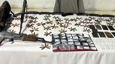 ضبط 27 قطعة سلاح ناري وتنفيذ 687 حكما قضائيا في حملة أمنية بسوهاج