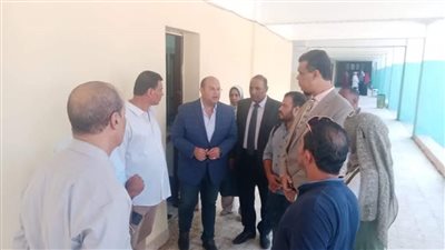  نائب محافظ الجيزة يطمئن على انتظام العملية التعليمية بأوسيم| صور
