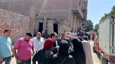 أخبار الجيزة اليوم: رئيس حي الطالبية يستمع لآراء أولياء الأمور بمحيط المدارس..وغلق 3 مصانع مخالفة بشبرامنت