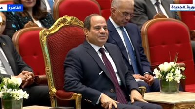  السيسي: مصر تمر بمرحلة غاية في الأهمية قوامها العمل والإنتاج