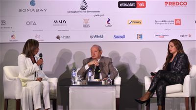 ساويرس: ندرس إنشاء محطات لشحن السيارات الكهربائية في أفريقيا