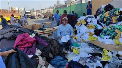 الجمارك: إحباط محاولة تهريب كمية من الملابس الجاهزة وقطع الغيار