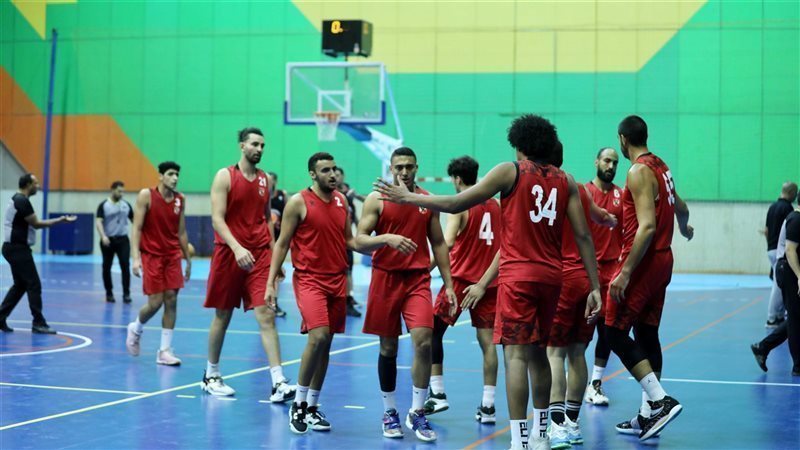 الأهلي يلتقي الميناء