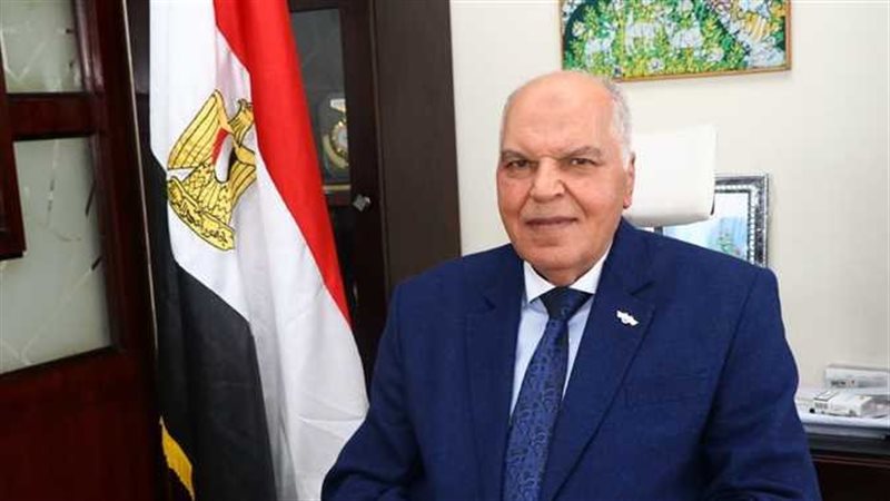 خلف الزناتي نقيب