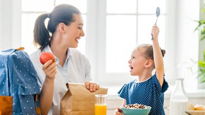 استشاري: وجبة الإفطار أساسية للطفل قبل النزول إلى المدرسة