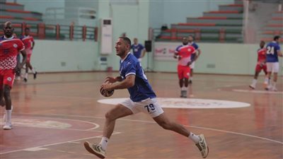 عملية جراحية ناجحة للاعب يد الأهلى في تونس