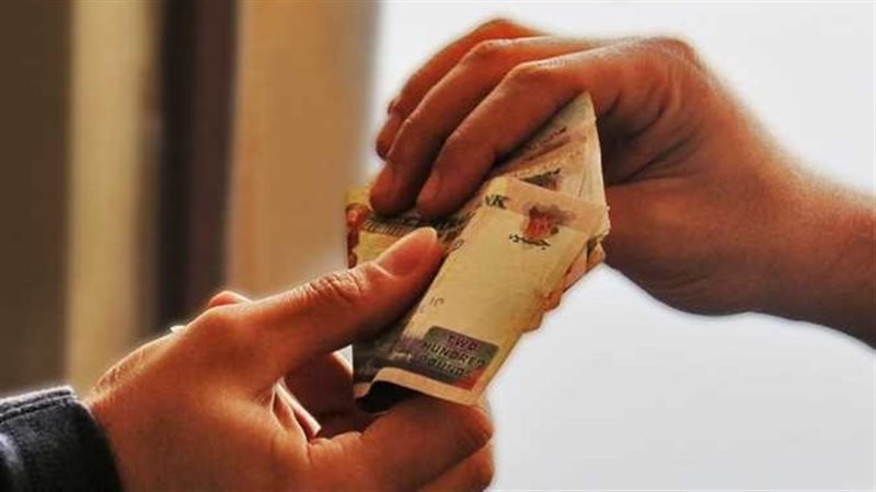 تقاضى رشوة،فيتو