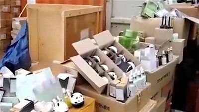 ضبط صاحب مخزن أدوية بحوزته 13 ألف عبوة مستحضرات تجميل مجهولة المصدر بالسلام