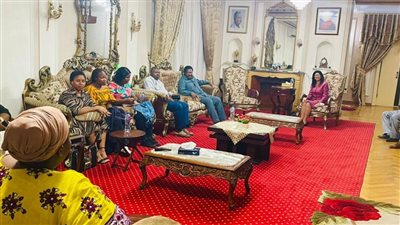 إشادة من سفير تنزانيا ببرنامج القيادات النسائية الأفريقية