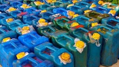 إحباط محاولة بيع 43 ألف لتر بنزين في السوق السوداء بالقاهرة