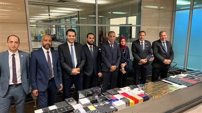 ضبط 772 عبوة تجميل وعطور بحوزة راكب بمطار القاهرة 