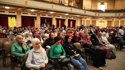 شاهد.. حياة كريمة تعقد ندوات توعوية بالجامعات لنشر قيم العمل التطوعي