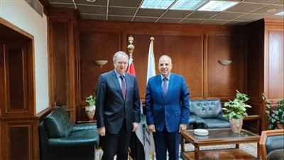 وزير الري يبحث مع سفير الاتحاد الأوروبي تعزيز التعاون في قطاع المياه 