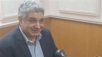 عماد ناصف يكشف كيف جسد الرسام الراحل سيد عبد الفتاح انتصارات أكتوبر بريشته| فيديو