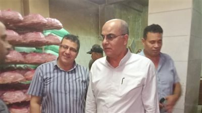 وكيل وزارة التموين بالدقهلية يقود حملة مفاجئة على المخابز ومضارب الأرز 