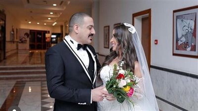 دياب يحتفل بعيد زواجه الرابع